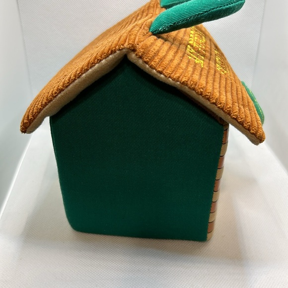 My Forest Friends Play Set house with a squirrel, a reindeer, and a bear - Picture 2 of 14